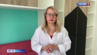 В детской библиотеке в Вилючинске установили современные книжные стеллажи и столы