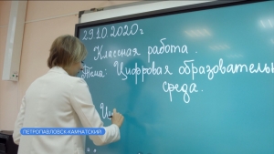 Школы полуострова продолжают получать новое медийное оборудование