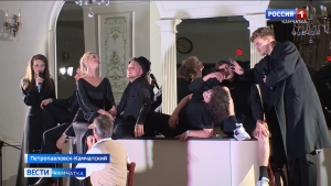 В Камчатском драматическом театре показали эскизы спектаклей