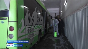 Автобусы в Петропавловске ежедневно дезинфицируют