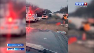 Водитель врезался в бытовку &mdash; оба пострадавших в больнице.