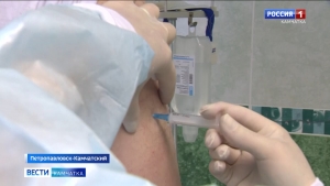 Участники парада Победы проходят вакцинацию
