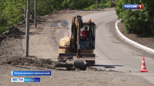 В краевой столице продолжается ремонт автомобильной дороги по улице Молчанова