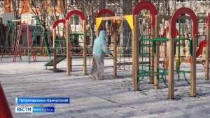 Санобработка детских площадок в Петропавловске продлится до конца ноября