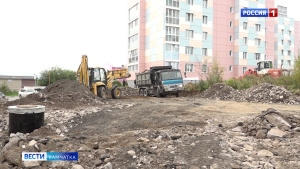 Парковка на Ларина