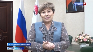 Ирина Унтилова поздравила учителей с профессиональным праздником