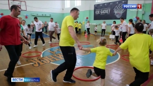 В Вилючинске состоялись соревнования "Папа, мама, я &ndash; спортивная семья"