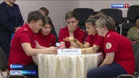 Ко Дню молодого избирателя в Елизове прошел интеллектуальный квиз для школьников
