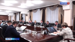 Итоговые поправки внесли в камчатский бюджет на очередной сессии Заксобрания