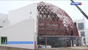 Купол в новом театре кукол остеклят до конца года