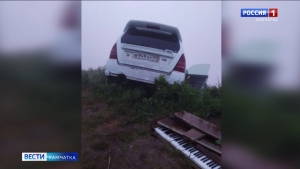 Нетрезвый водитель в Вилючинске вылетел с обрыва вместе с автомобилем