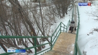 Новая лестница была установлена по улице Петропавловское шоссе в столице края