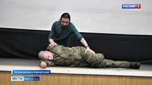 Более 60 военнослужащих приняли участие в обучающем занятии по оказанию первой помощи