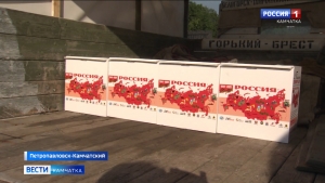Ирина Яровая передала письма ленинградцам