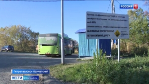 Жители микрорайона Долиновка недовольны качеством нового дорожного полотна