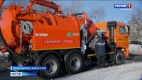 В микрорайоне Сероглазка произошел прорыв сетей холодного водоснабжения