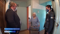 Неравнодушные граждане помогли обманутой пенсионерке