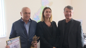 Танцевальный спорт на Камчатке не остался без депутатской поддержки