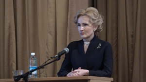 Ирина Яровая обсудила с подводниками патриотическое воспитание молодежи