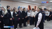 Более 800 выпускников школ написали итоговое сочинение по русскому языку