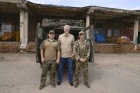 Губернатор Камчатского края Владимир Солодов в ходе рабочей поездки в Москву встретился с военнослужащими 164-й отдельной мотострелковой бригады.