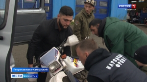 Представители регионального Народного фронта отправили первую партию автомобилей