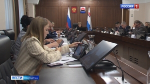 Краевой парламент возобновил законотворческую деятельность