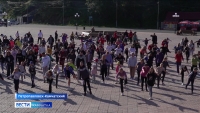 Общегородская утренняя гимнастика прошла в краевой столице