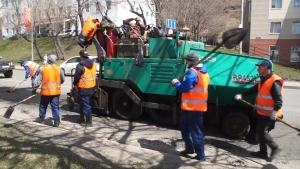 В Петропавловске проходит ямочный ремонт магистральных дорог