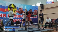 Депутат направил средства на приобретение оборудования для занятий пауэрлифтингом