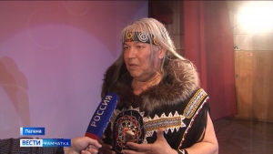 Палана встретила каюров концертом
